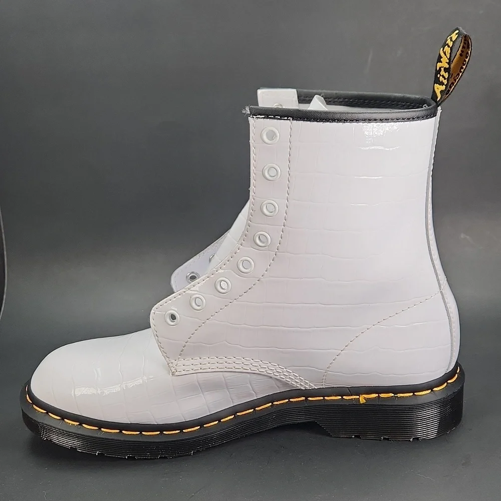 Dr. Martens 1460W Croc White 8 hole boots RARE DISCONTINUED STYLE - Picture 7 of 17